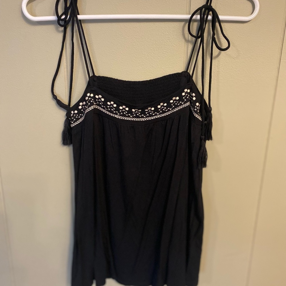Black and white tank